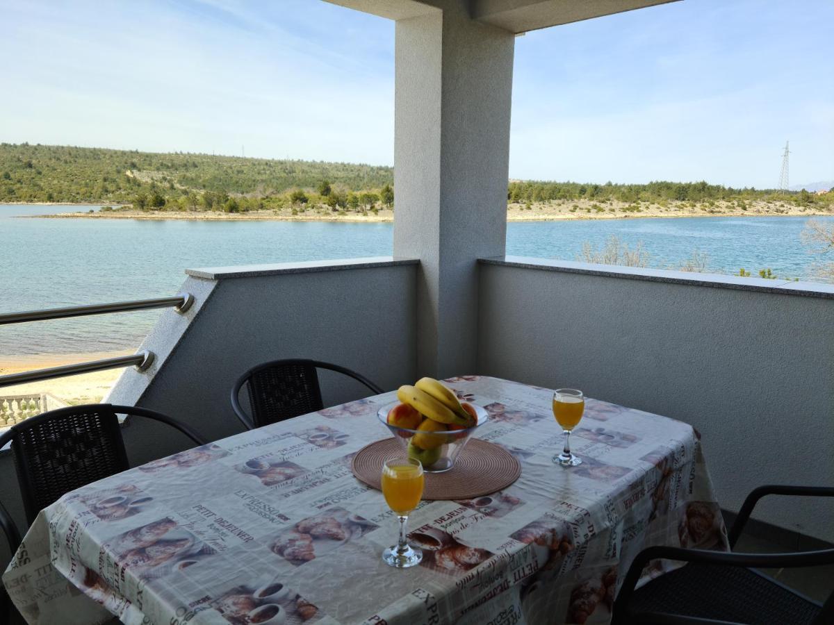 Apartmani Rudi Anic Luaran gambar